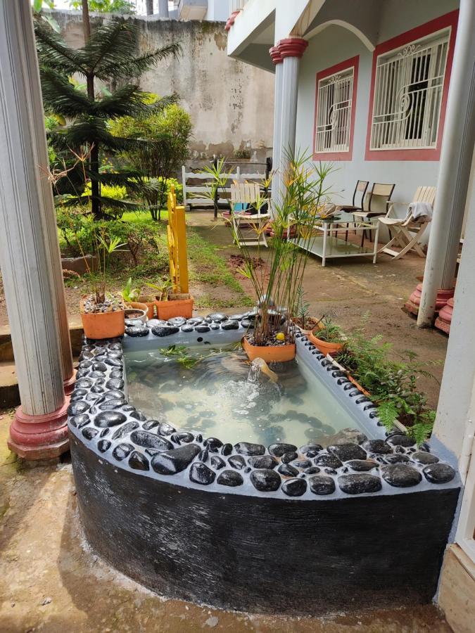 Residence Jardin Tropical Yaoundé Buitenkant foto