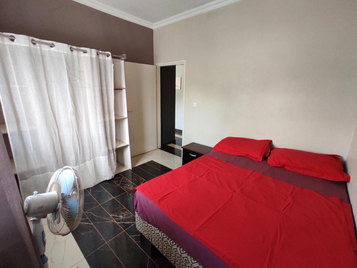 Residence Jardin Tropical Yaoundé Buitenkant foto