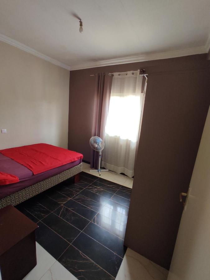 Residence Jardin Tropical Yaoundé Buitenkant foto