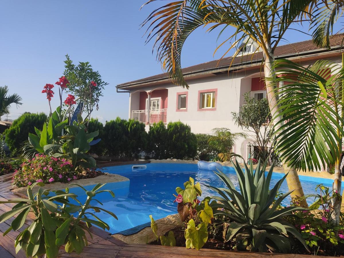 Residence Jardin Tropical Yaoundé Buitenkant foto