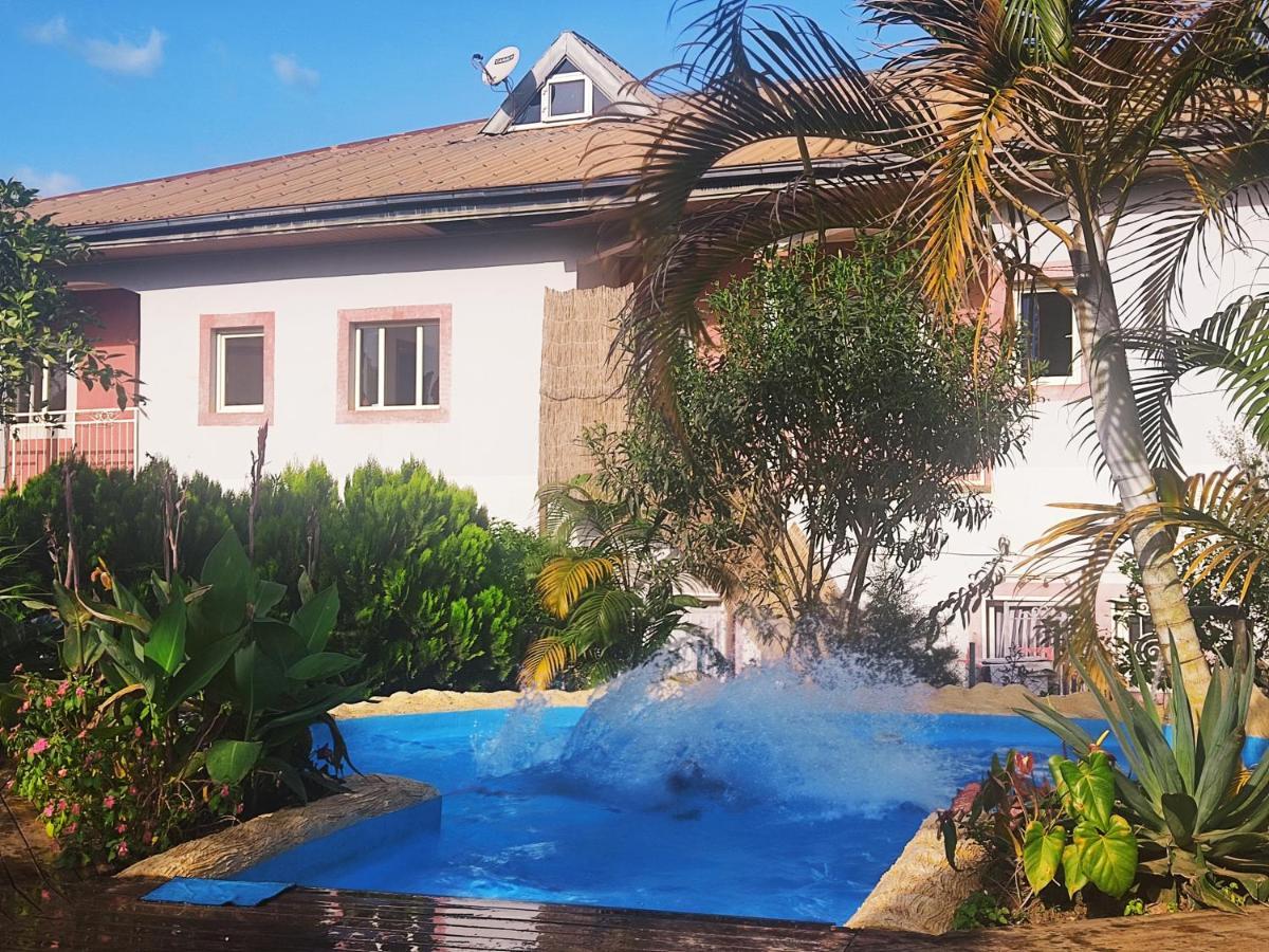 Residence Jardin Tropical Yaoundé Buitenkant foto