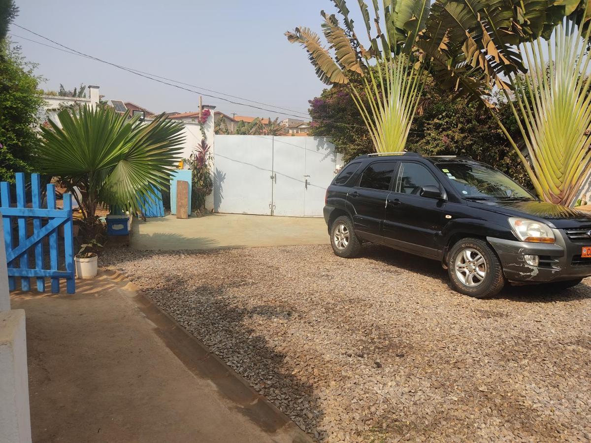 Residence Jardin Tropical Yaoundé Buitenkant foto